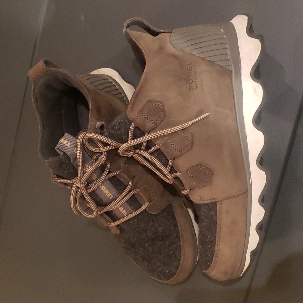 Sorel Kinetic Caribou Boots